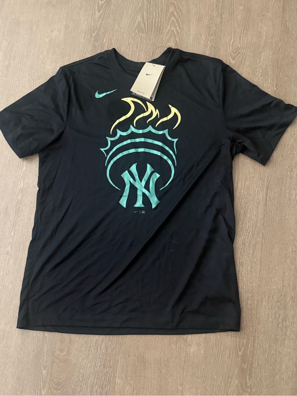 Nike Men’s Black Graphic NY Yankees liberty Tee with Teal and gold Accents
